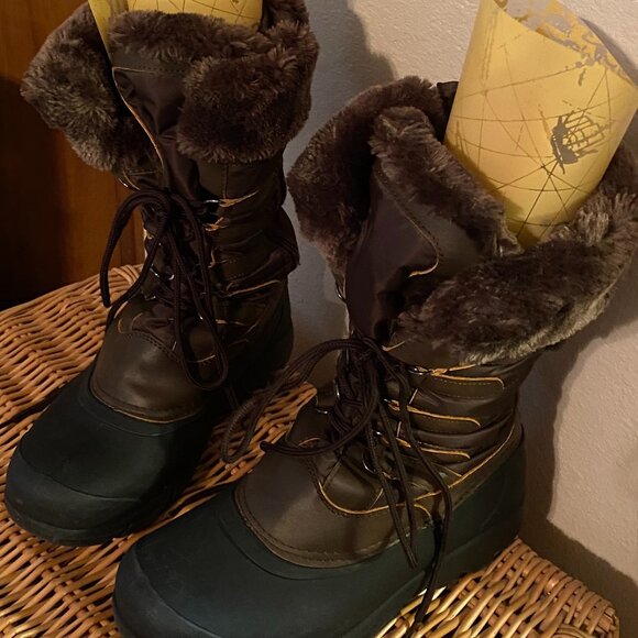 Dream Pairs, Thinsulate, brown winter boots w/fur/fleece insides, size 8 - Picture 5 of 10